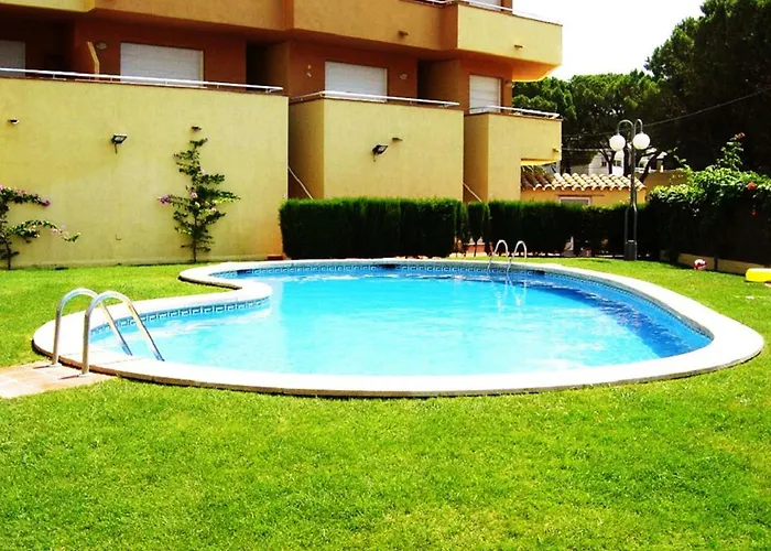 Cala Montgo 公寓